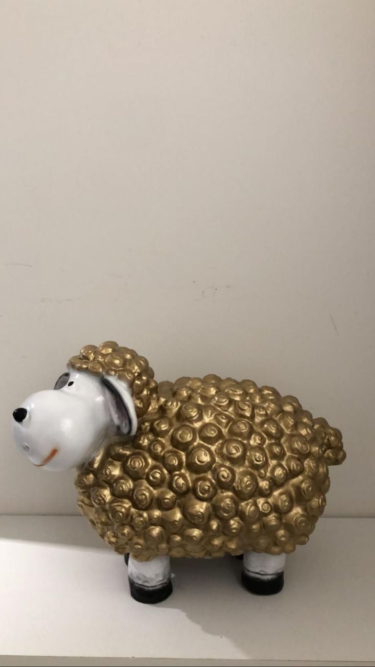 Gouden schaap polystone